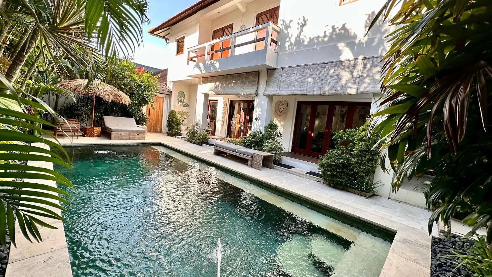 Kontakte von The Getaway Villa Seminyak Bali